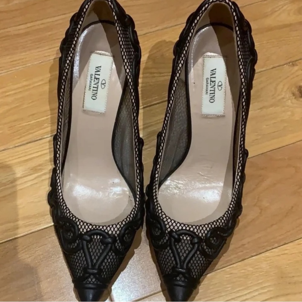 Valentino pumps/ heels shoes